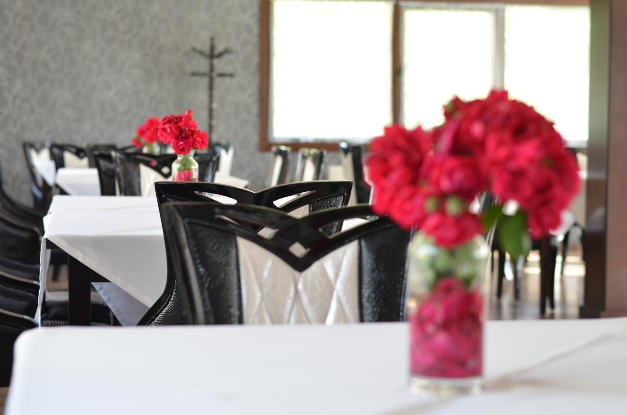 Johnny Hotel Kamenice Dış mekan fotoğraf